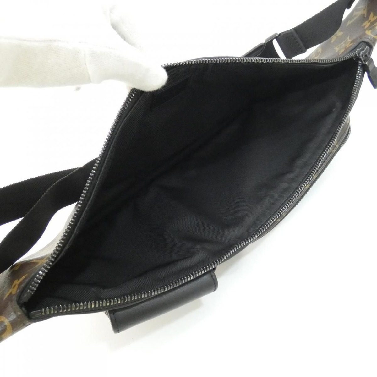 Louis Vuitton Monogram Macassar Christopher Bum Bag — view 9