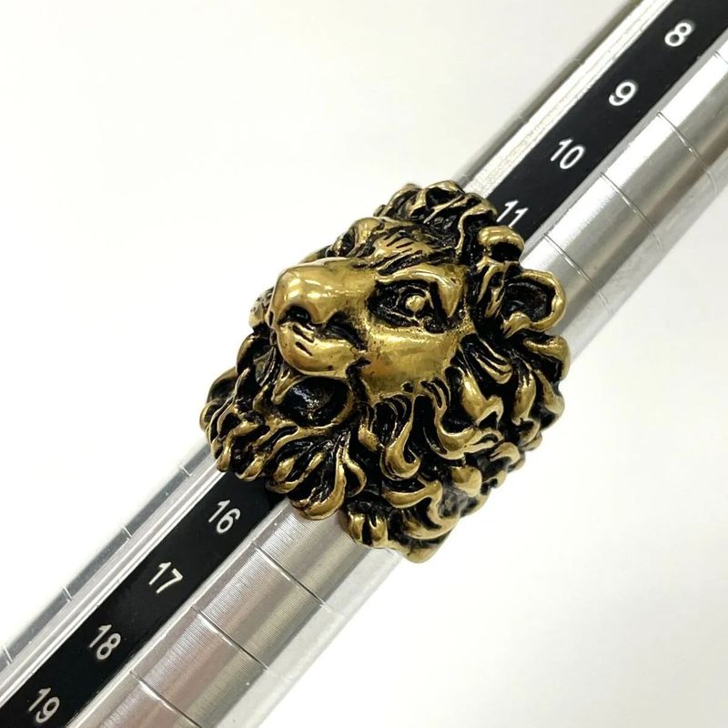 Gucci Michele Period Lion Head GP Ring 15 — view 8