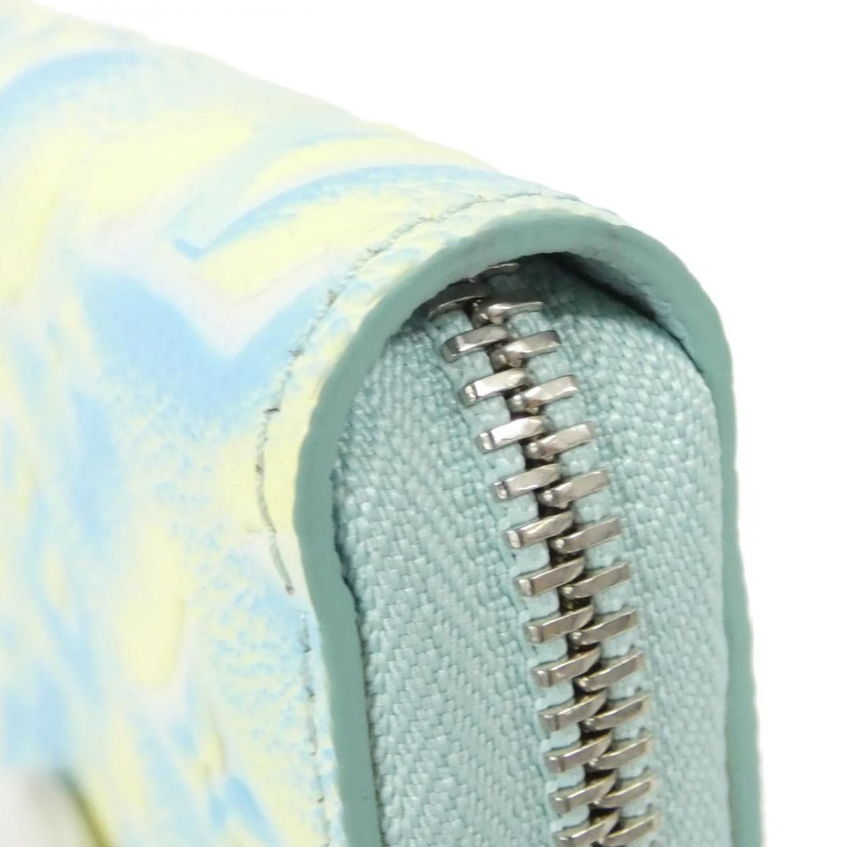 Louis Vuitton Monogram Empreinte Zippy Wallet Vert D'eau — view 3