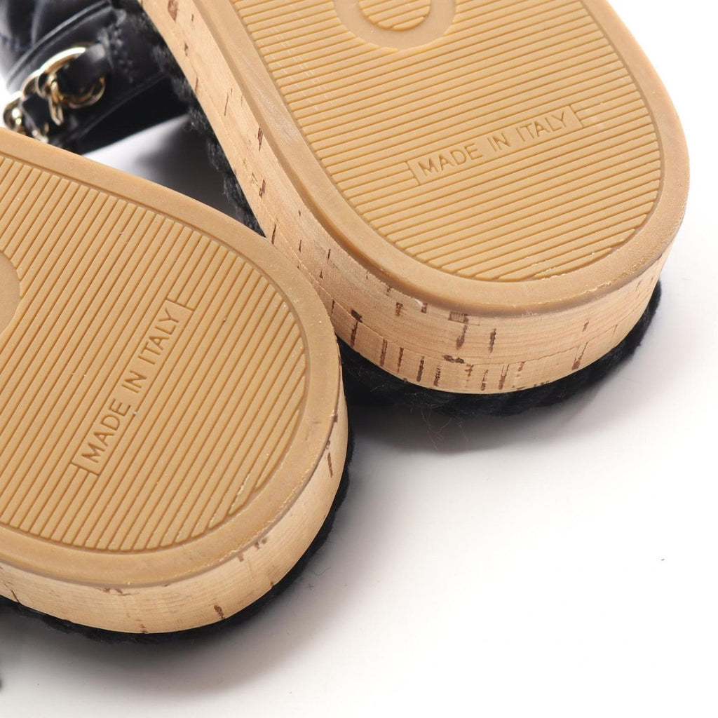 Chanel Sandals Quilted Leather — view 8