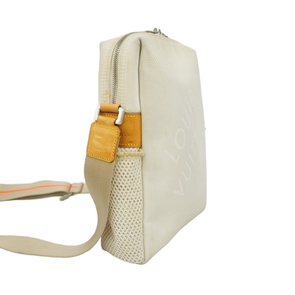 Louis Vuitton Shoulder Bag Damier Jean Weatherly White Cup LV — view 2