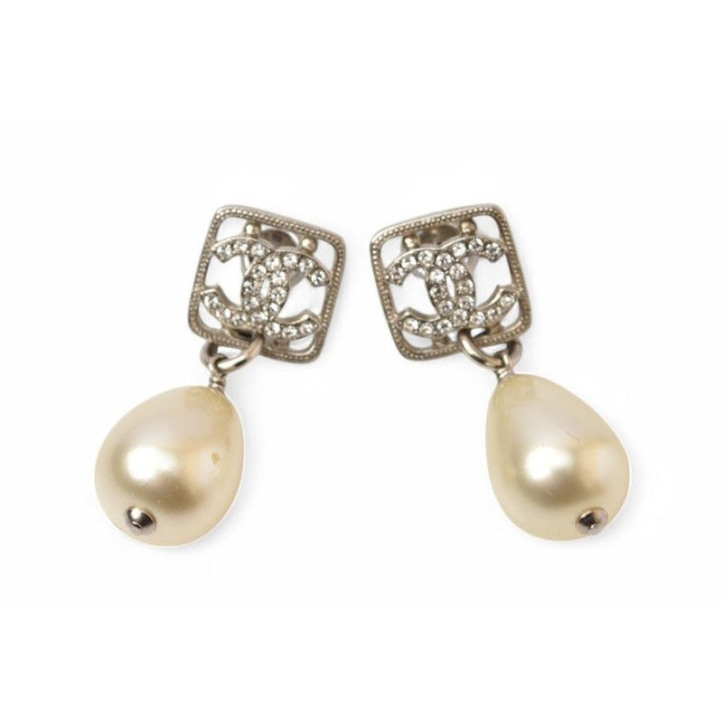 Chanel CC Motif Coco Mark Rhinestone Swing Pearl Silver White