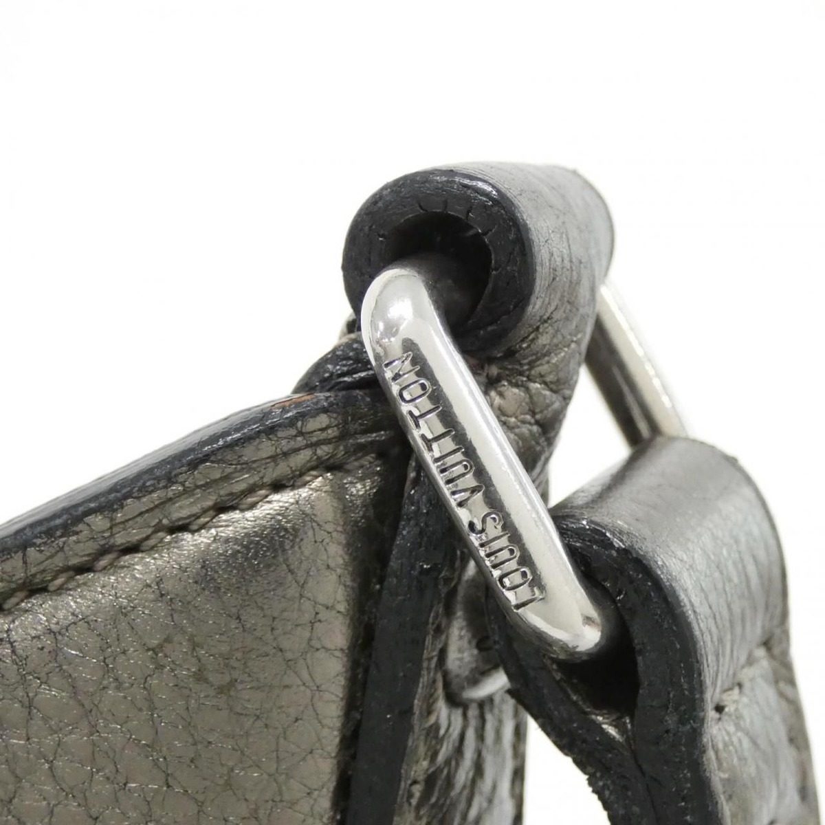 Louis Vuitton Mahina XS Shoulder Bag — view 6