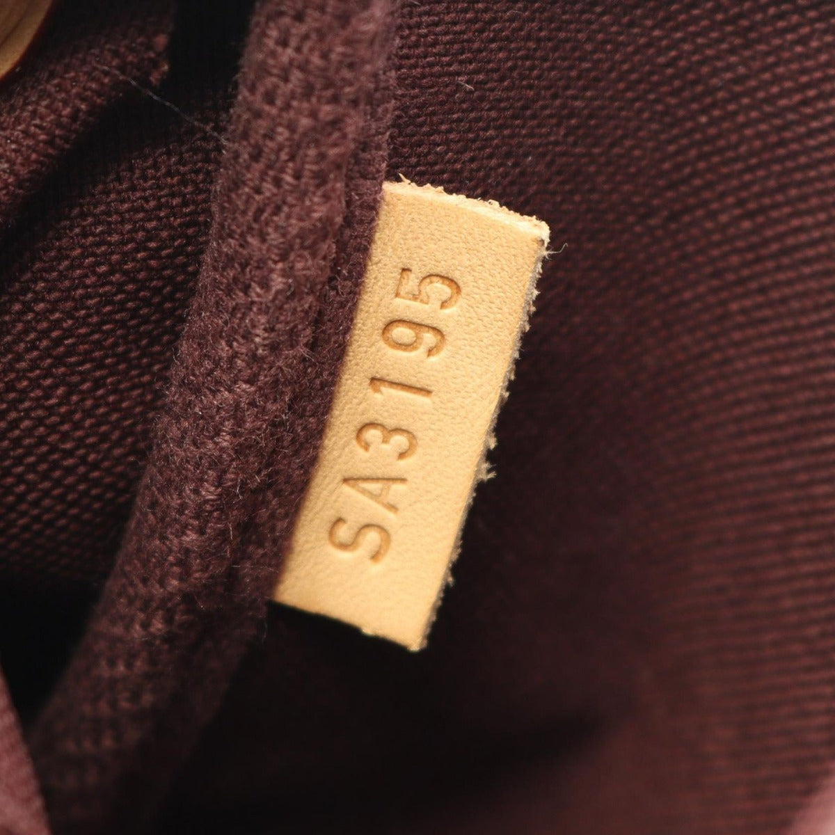 Louis Vuitton Handbag Favorite MM Canvas Leather — view 5