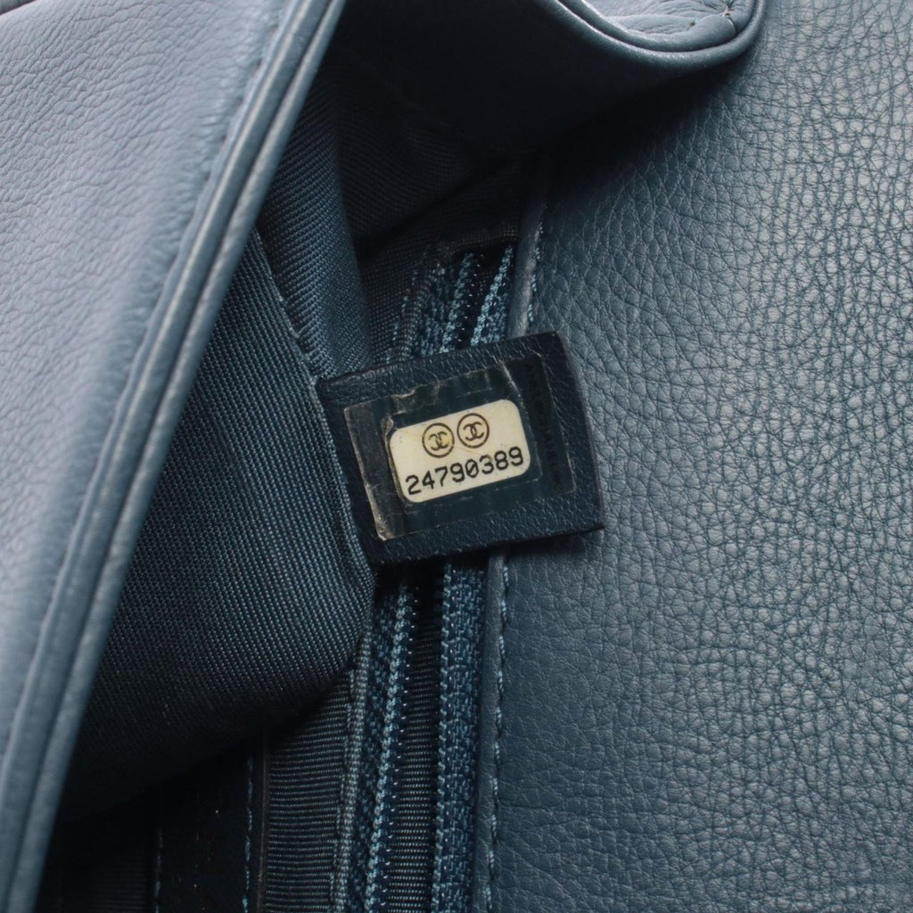 Chanel Shoulder Bag Quilted Blue Leather Mini Chain — view 5