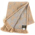 Louis Vuitton Echarpe Logo Mania Shine Wool Silk Scarf with Fringe Beige — view 2