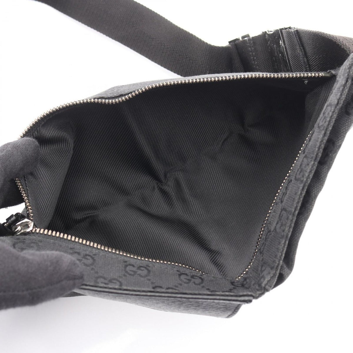 Gucci Waist Bag GG Canvas Black — view 3