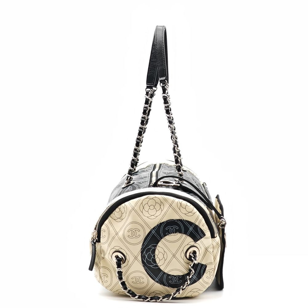Chanel Camellia Chain Bag — view 5