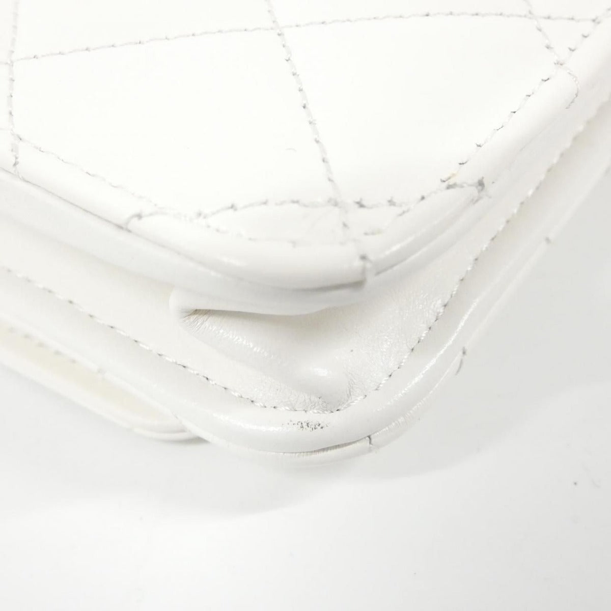 Chanel Ap2289 Chain White Wallet — view 3