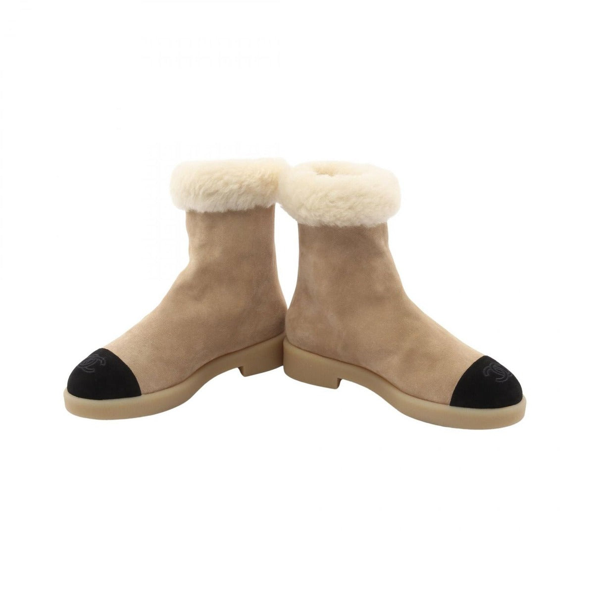 Chanel Boots CC Logo Suede Mouton Beige Black — view 3