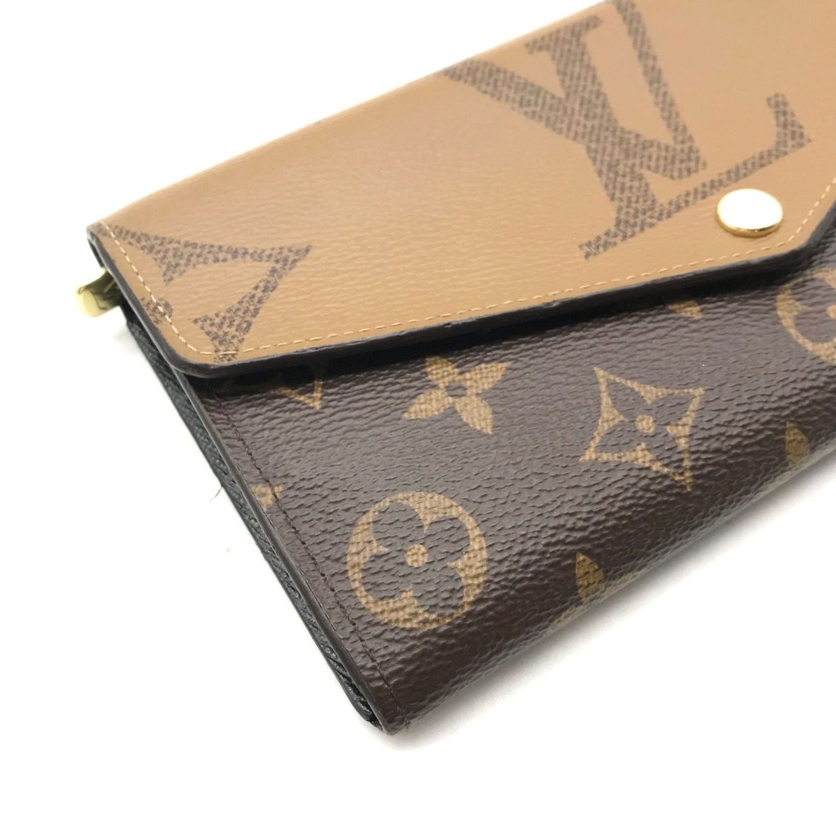 Louis Vuitton Monogram Giant Reverse Portefeuille Wallet — view 5
