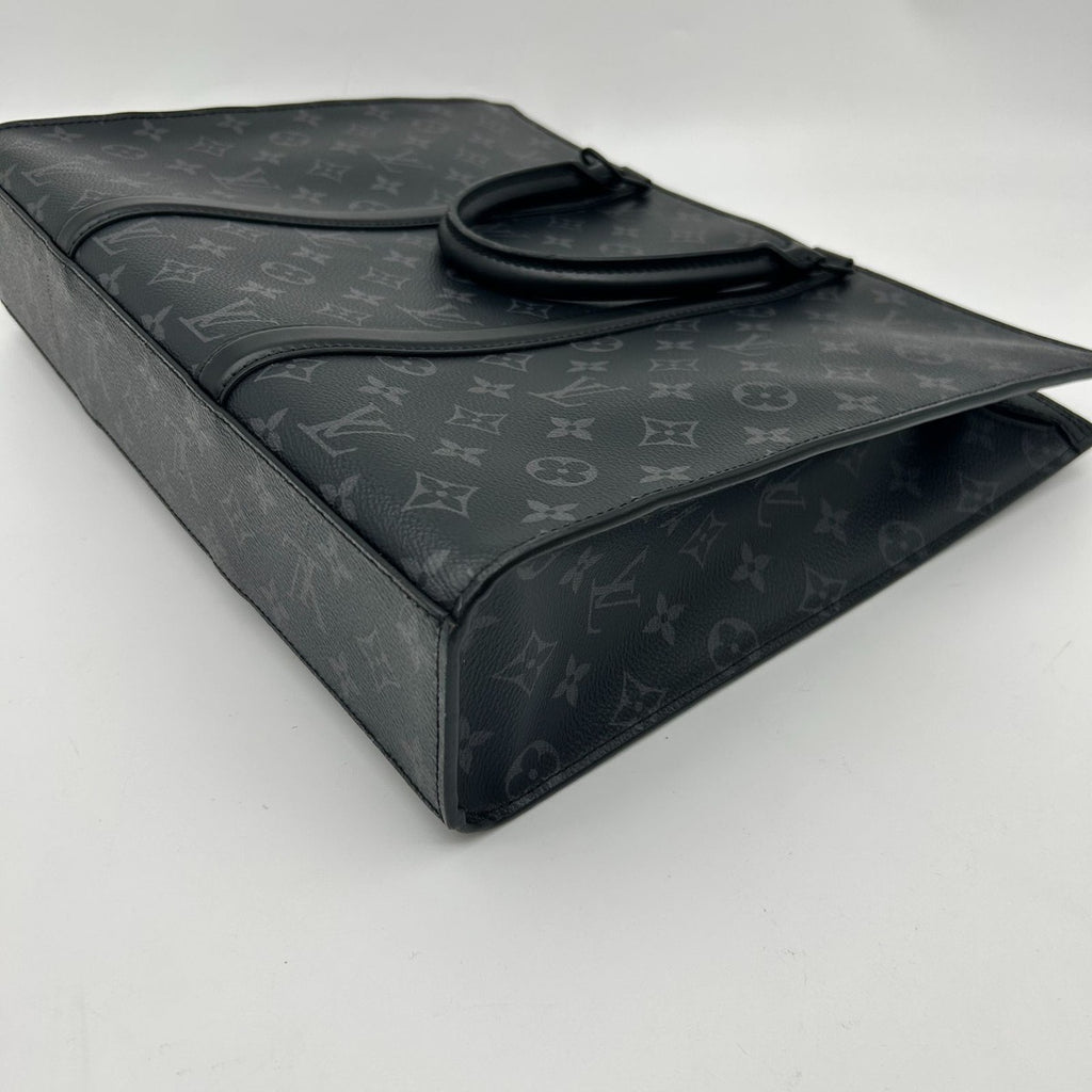 Louis Vuitton Monogram Eclipse Sac Plat Horizontal Zip Tote — view 8