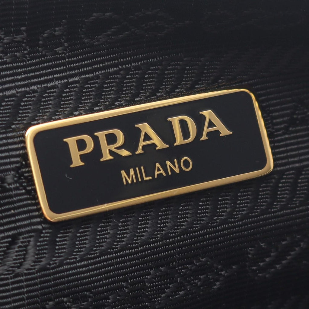 Prada Shoulder Bag Vitello Daino Soft Black Leather — view 4