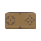 Louis Vuitton Monogram Giant Zippy Wallet — view 2