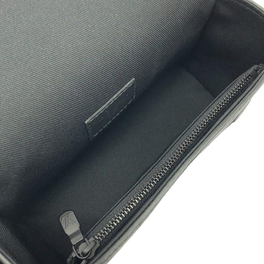 Louis Vuitton Taurillon Monogram Steamer Wearable Wallet — view 7
