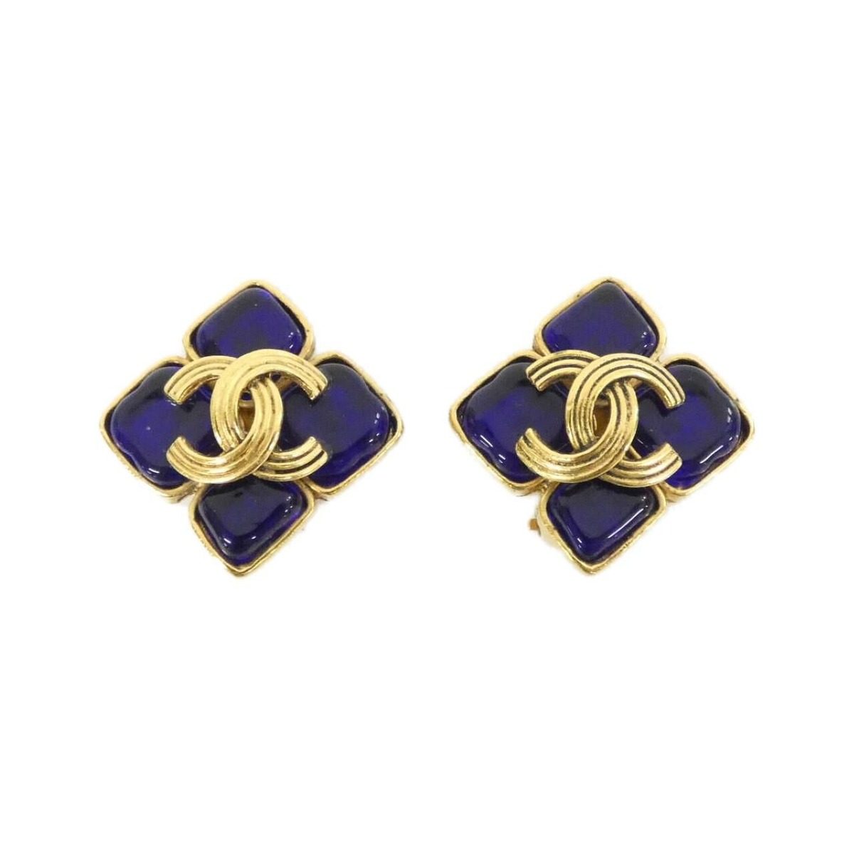 Chanel Vintage Earrings Gold