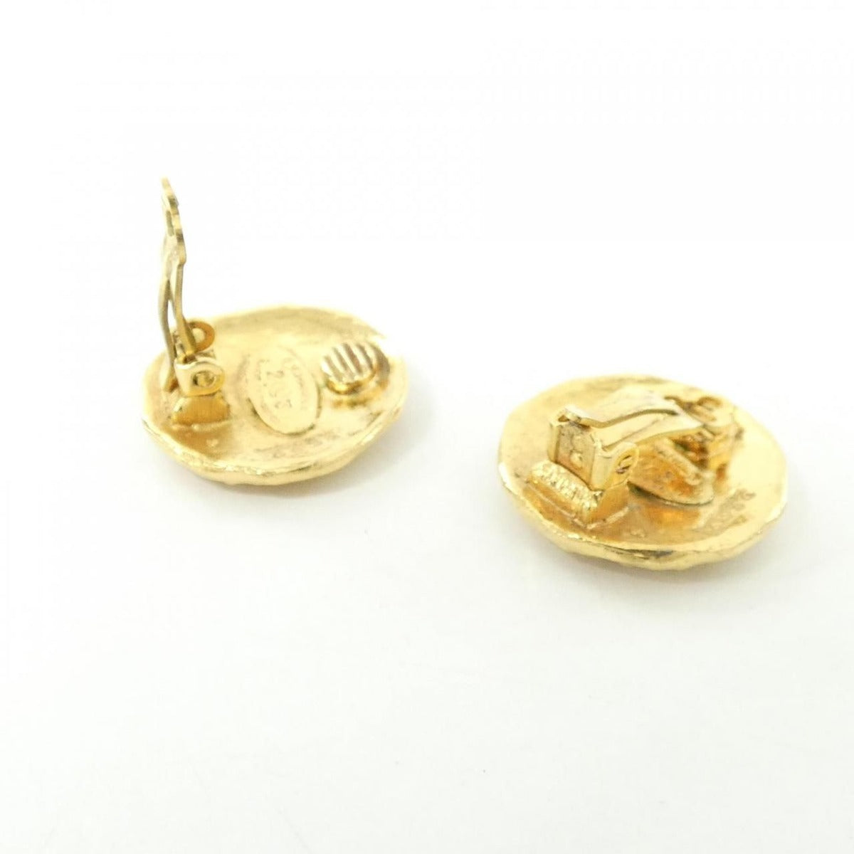 Chanel Vintage Earrings Gold — view 3