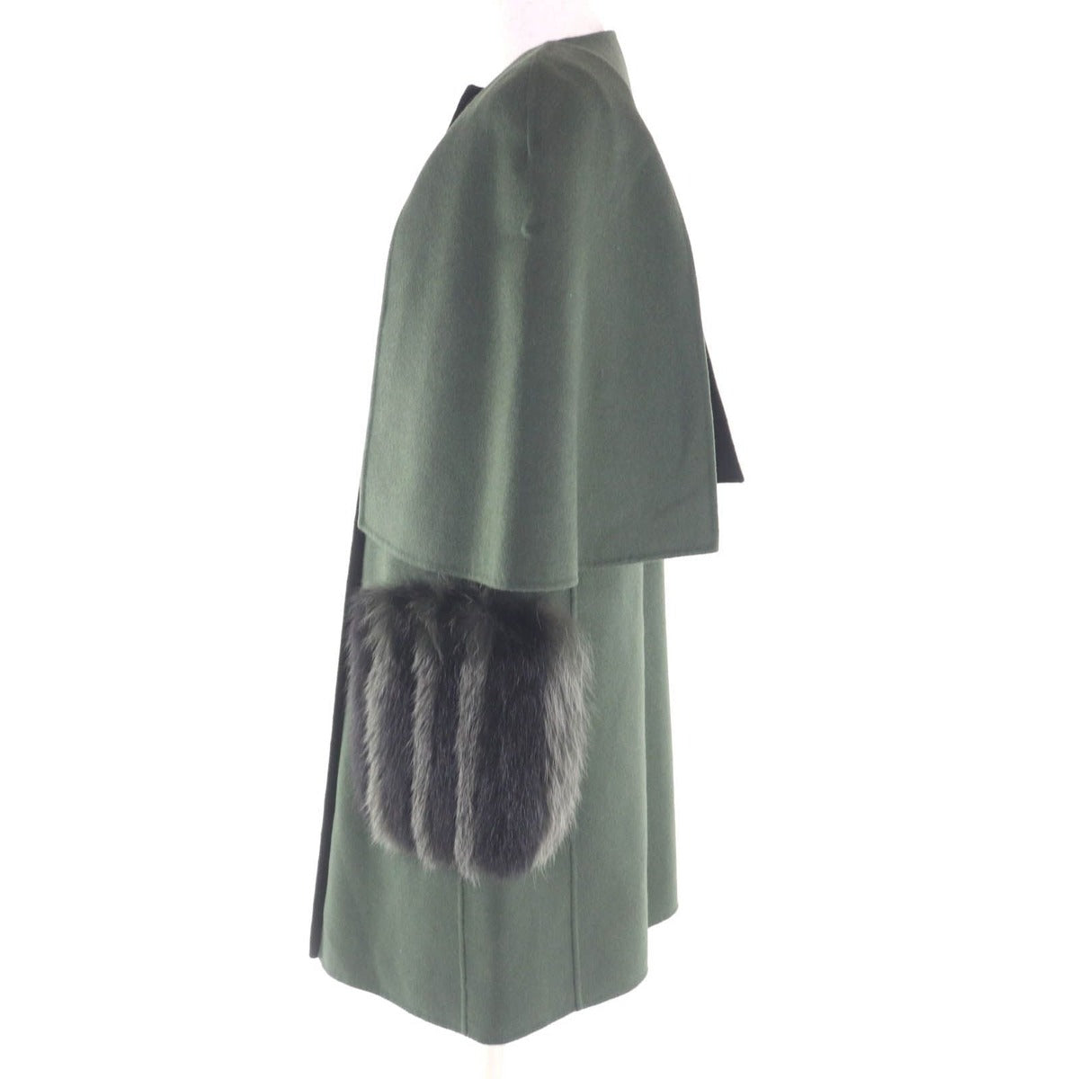 Fendi Ff8369 100% Wool Fox Fur Pocket No Collar — view 2