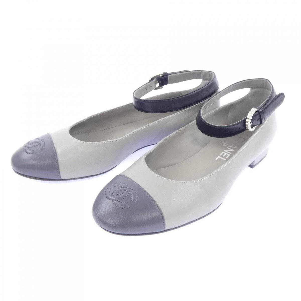 Chanel Flat Shoes Flats Gray — view 3