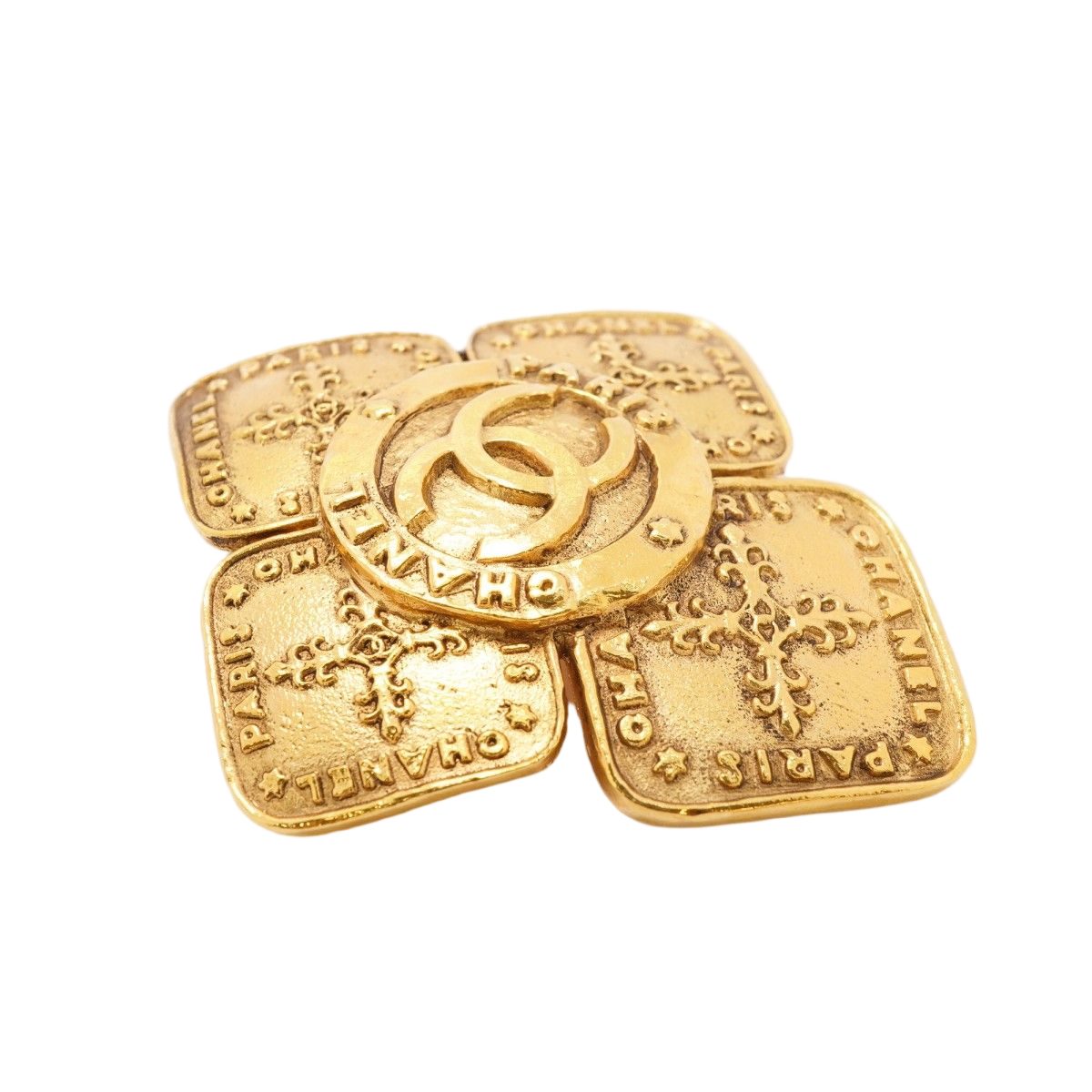 Chanel Brooch Vintage CC Logo Gold Plated — view 2