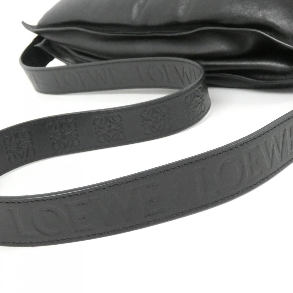 Loewe Puffer Flamenco Clutch A411 Fc1 X67 Bag — view 9
