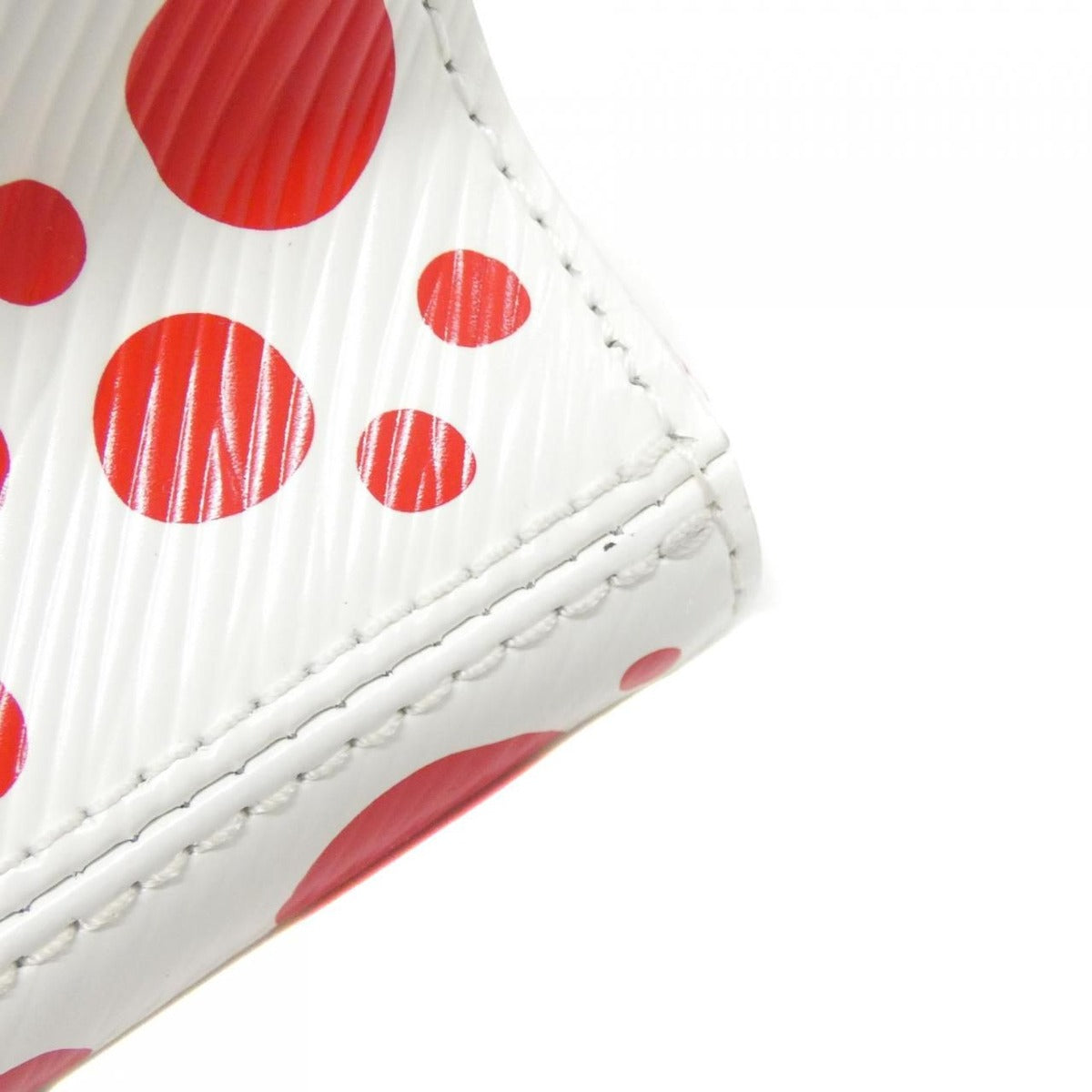 Louis Vuitton Epi Twist PM Shoulder Bag Blanc Rouge — view 3