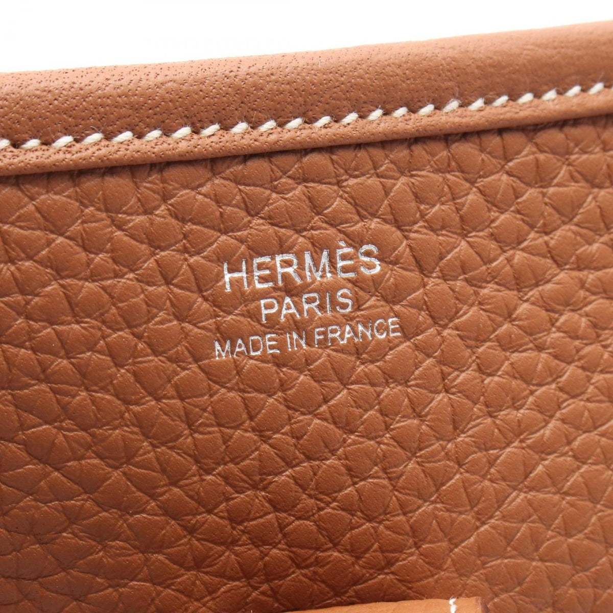 Hermes Shoulder Bag Evelyne 3 Trois PM Gold Leather Brown — view 4