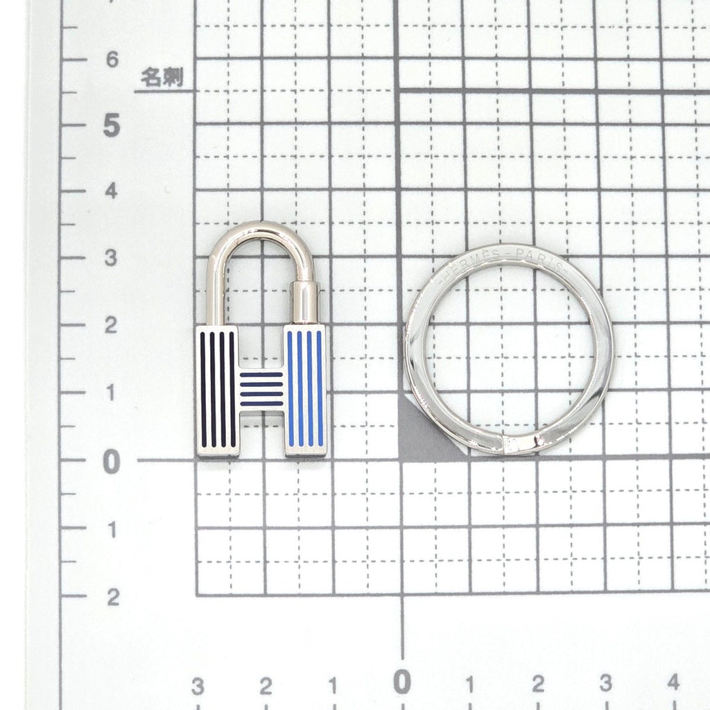 Hermes Key Holder Quiz-rainbow Cadena Ring Charm Lacquer-metal Metallic — view 2