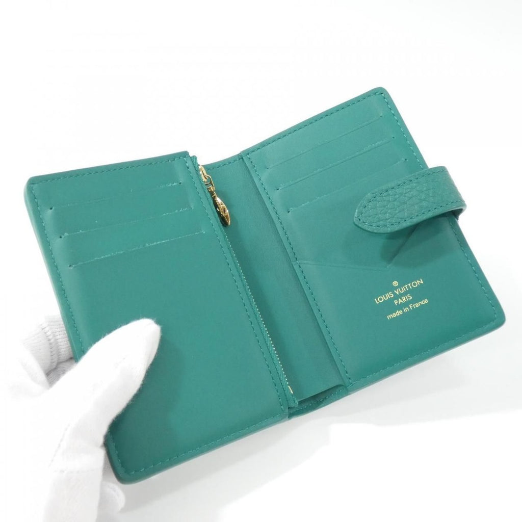 Louis Vuitton Taurillon LV Vertical CP Wallet Emeraude — view 4