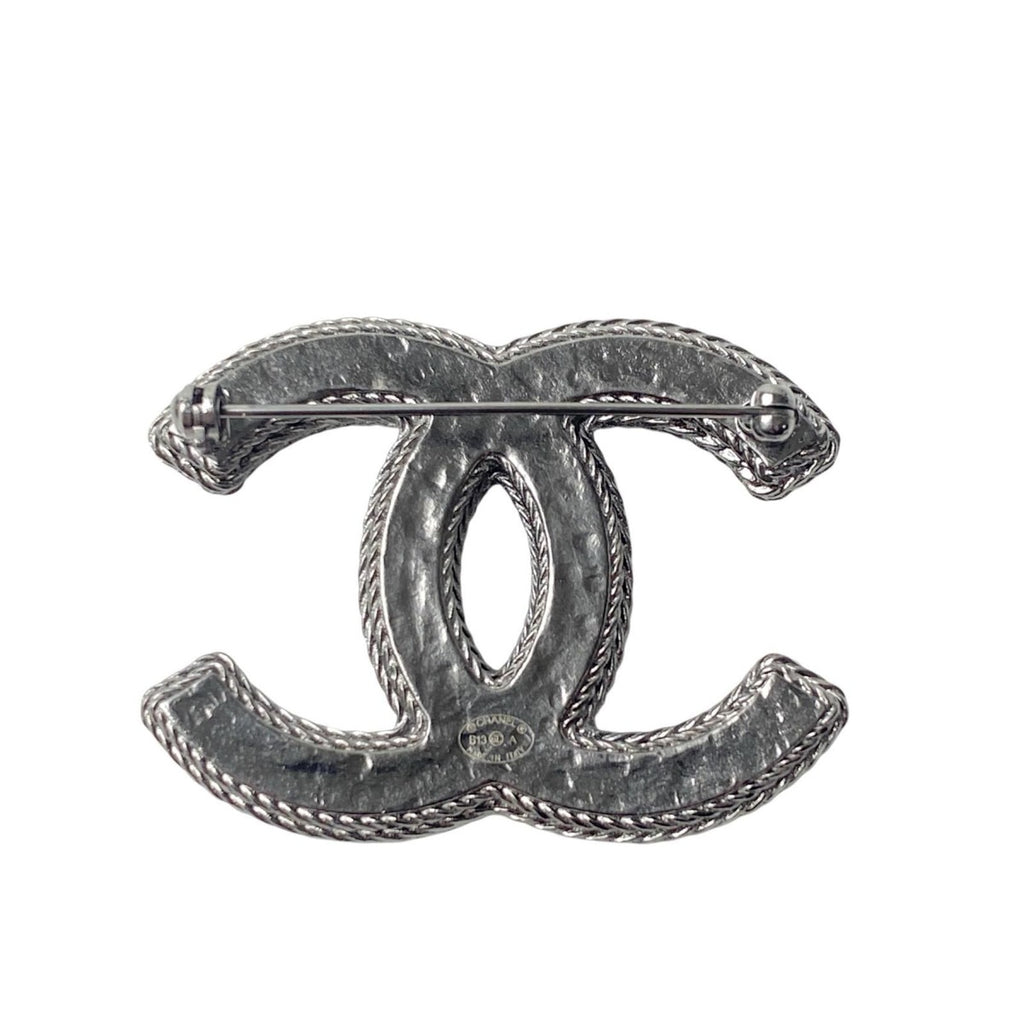 Chanel CC Logo Tweed Brooch — view 2