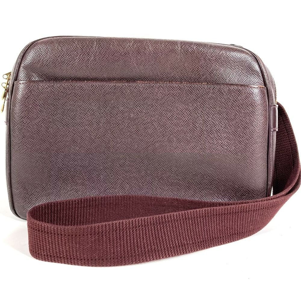 Louis Vuitton Shoulder Bag Reporter PM Taiga Leather Acajou Purple