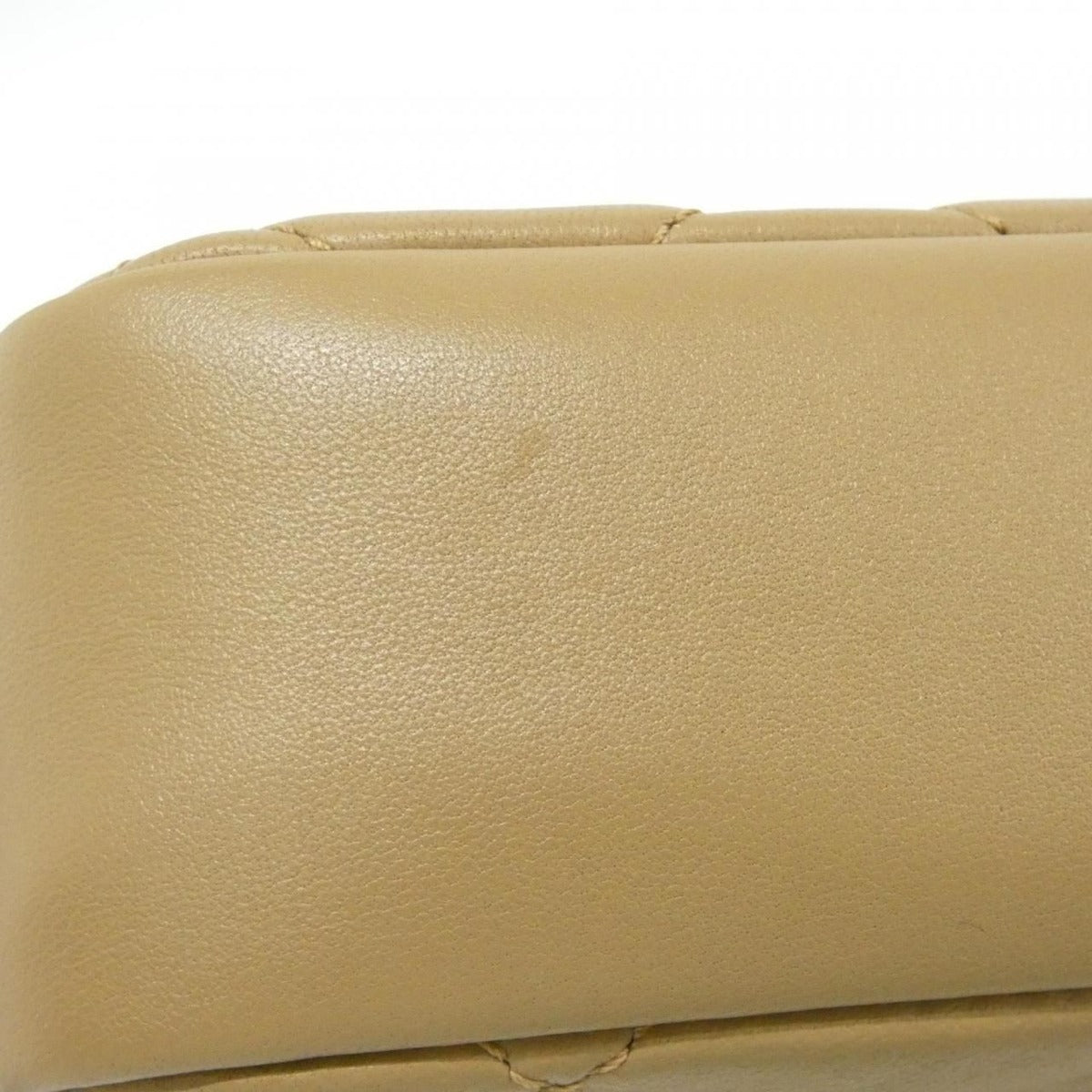 Chanel Shoulder Bag Beige — view 3