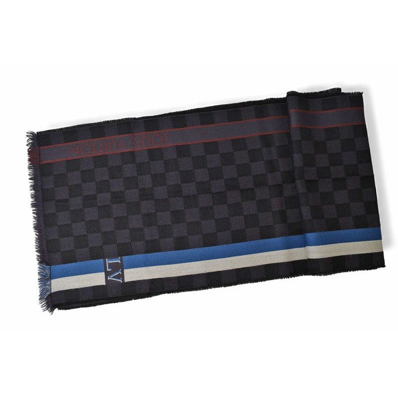 Louis Vuitton Scarf Winter 100% Wool Echarpe Messager — view 7