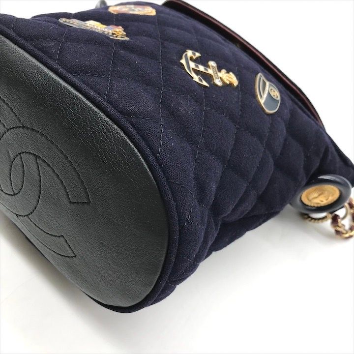 Chanel CC Logo Cotton Jersey Quilted Paris Hamburg 2-Way Chain Shoulder Bag Navy — view 4