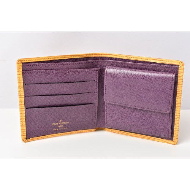 Louis Vuitton Wallet Epi Vintage Obsolete Foldable — view 2
