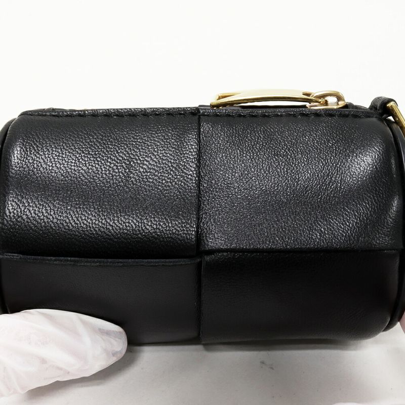 Bottega Veneta Airpods Case Accessory Cassette Calf Black Earphone — view 5