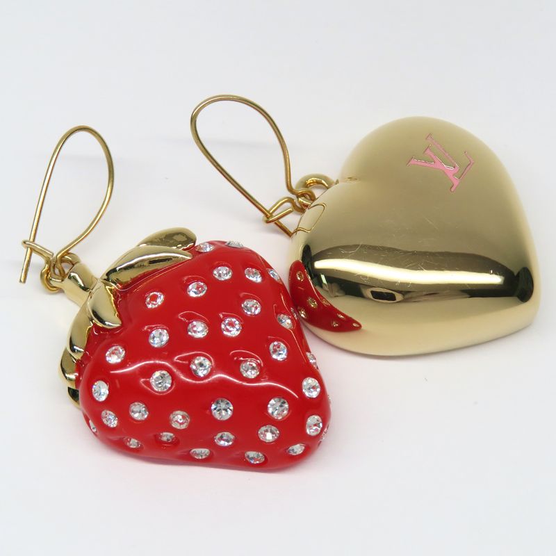 Louis Vuitton Earrings Boucle Doreil Phrase Strawberry Heart — view 4
