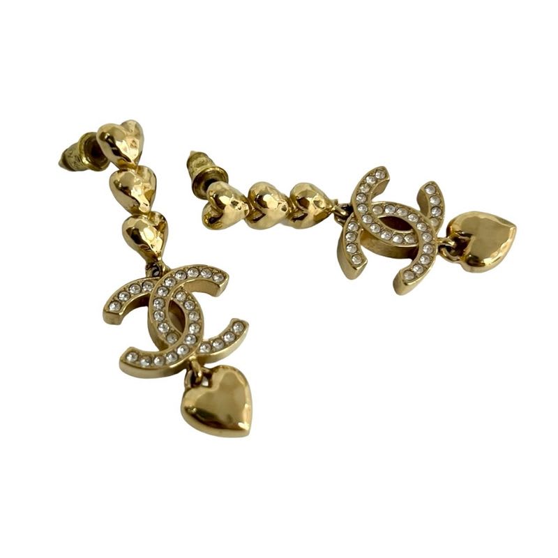 Chanel Coco Mark Heart Motif Earrings Accessories Small 23BP — view 4