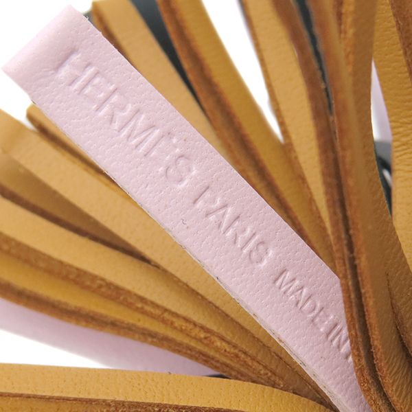 Hermes Key Ring Carmen Tricolor Lamb Skin Mauve Pale Veil Chypre Sesame — view 3
