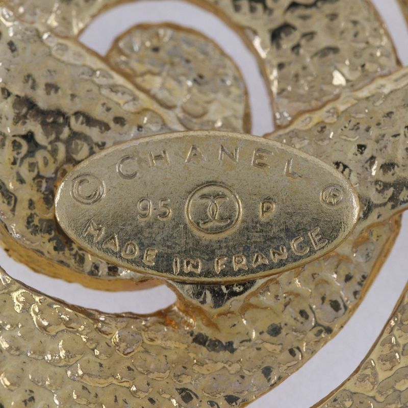Chanel Gold Plated 95 P 19.4 g Brooch — view 7