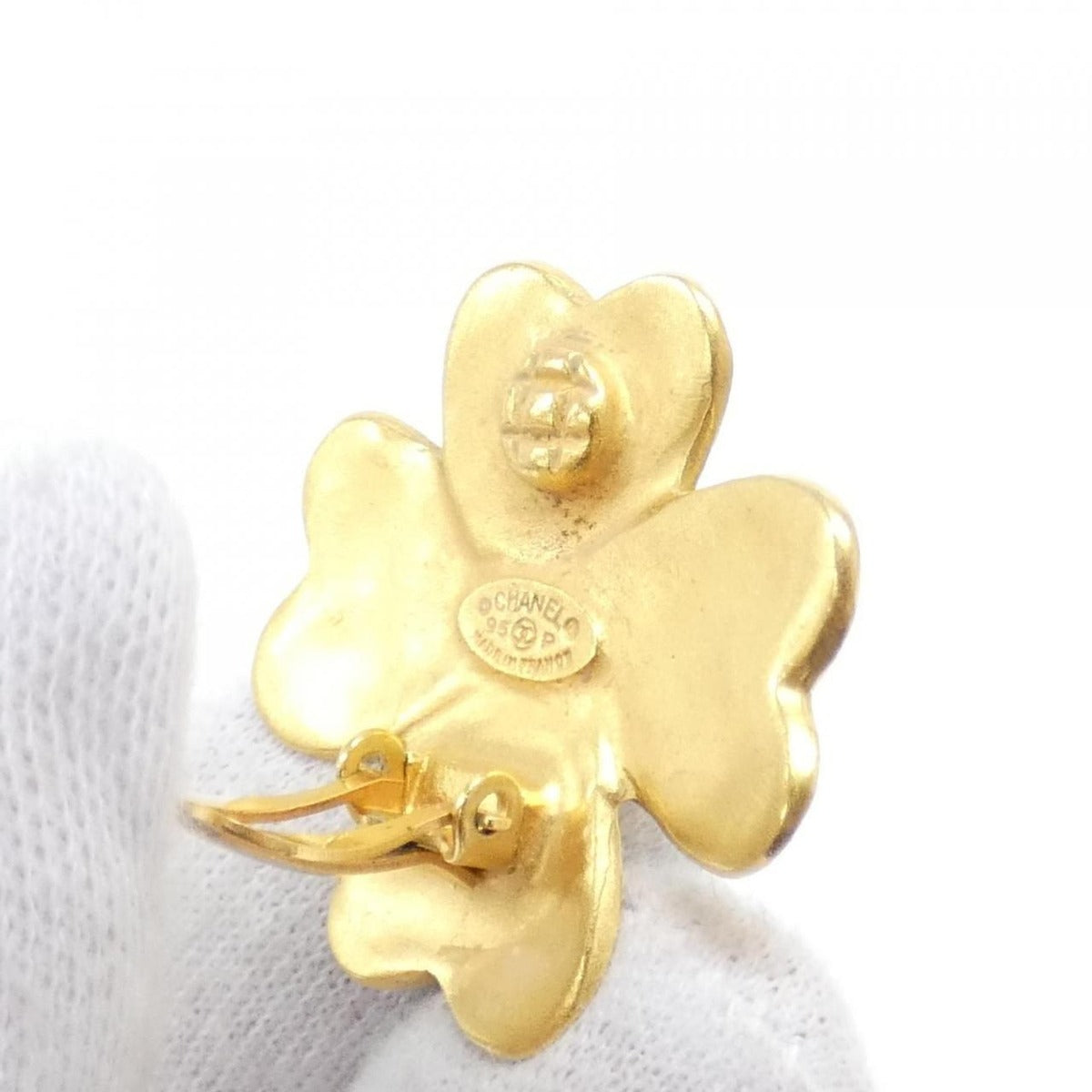 Chanel Vintage Earrings Gold — view 4