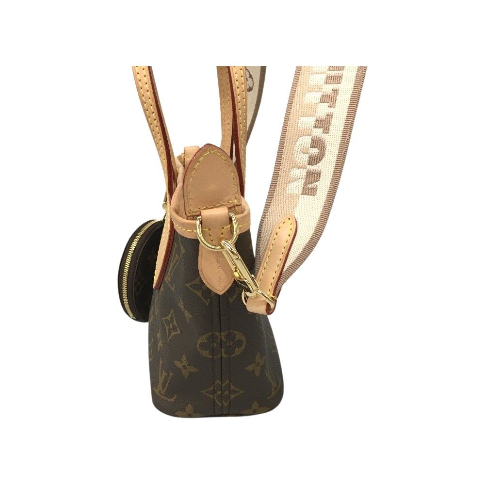 Louis Vuitton Shoulder Bag — view 5