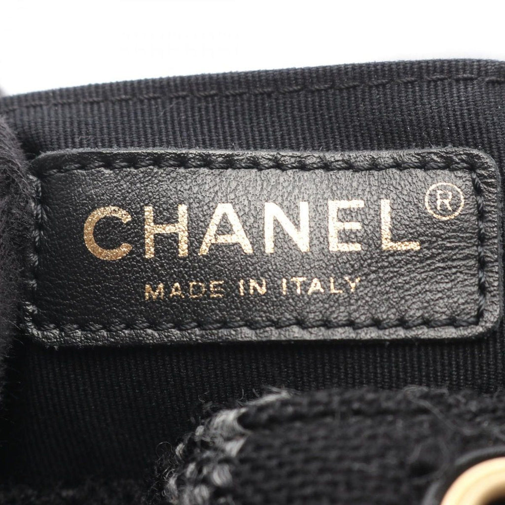 Chanel Backpack CC Logo Black Gray Wool Quilted Chain — view 4