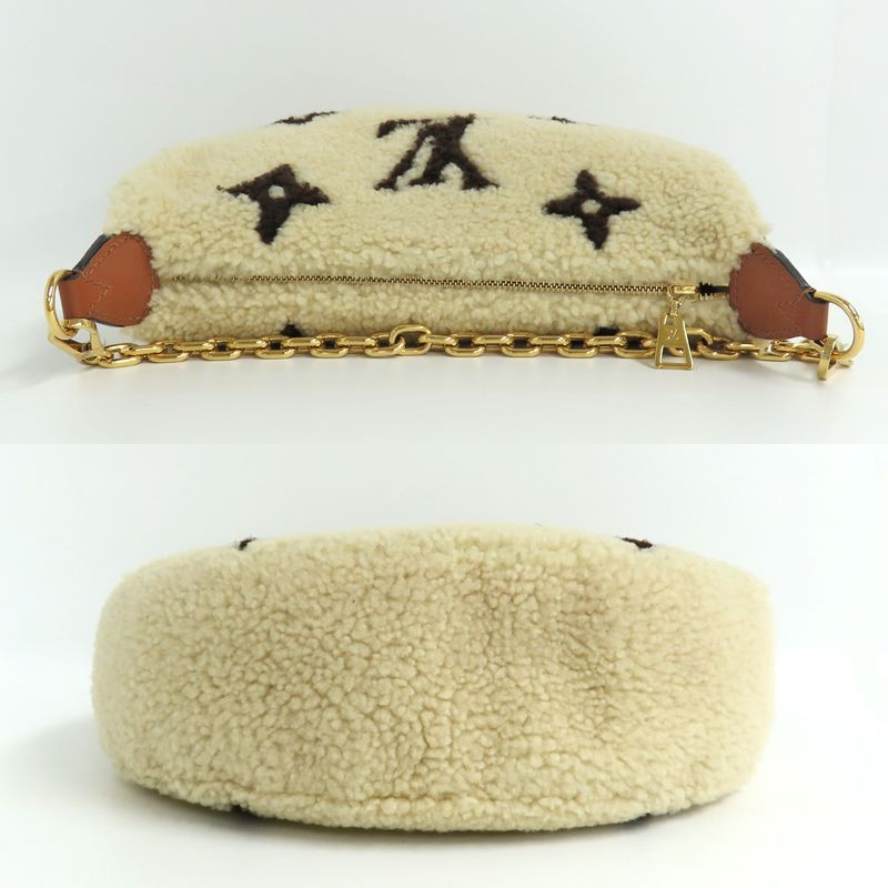 Louis Vuitton SKI Oberzam Monogram Giant Bag 2-Way Shearling — view 4