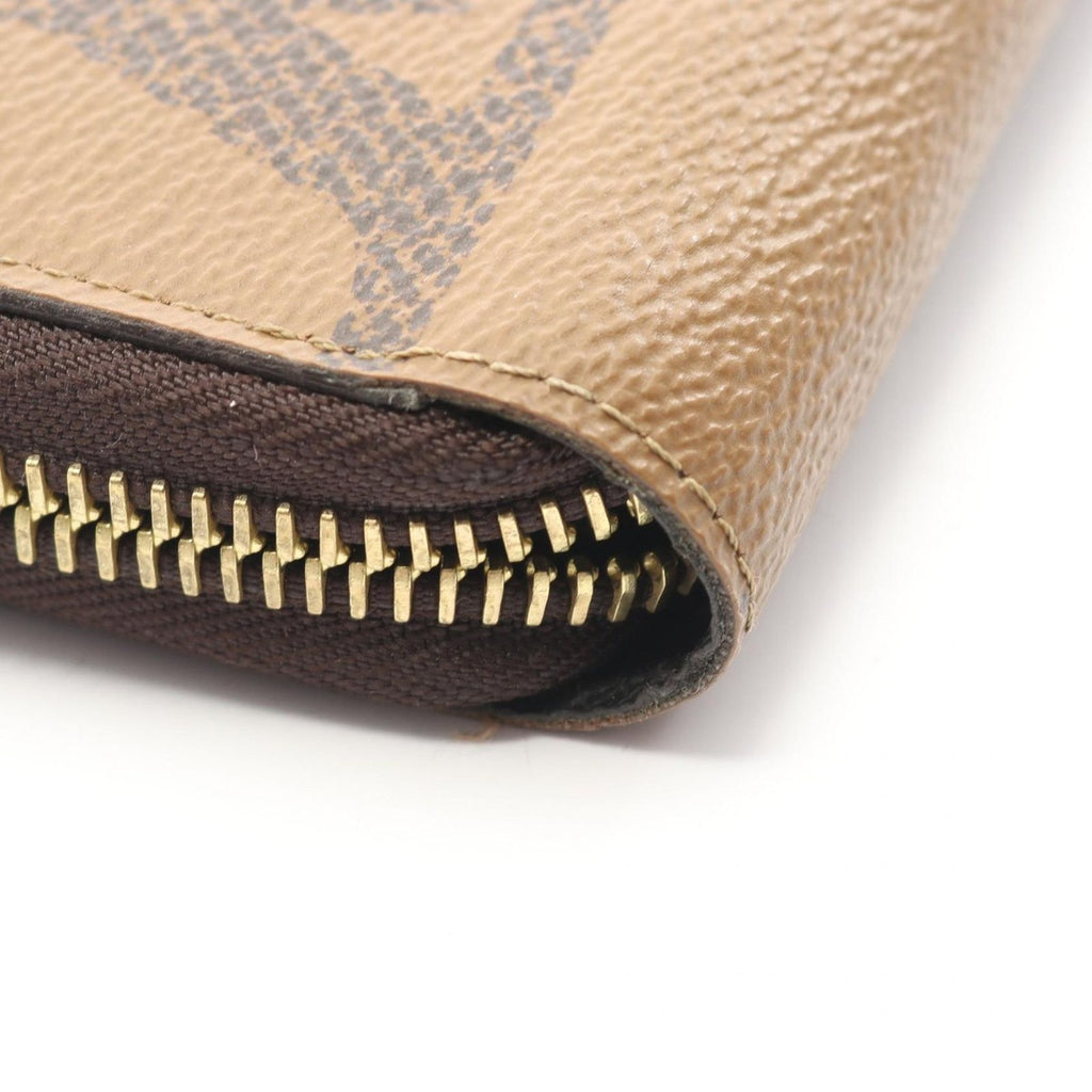 Louis Vuitton Round Wallet Zippy Canvas Wall — view 9