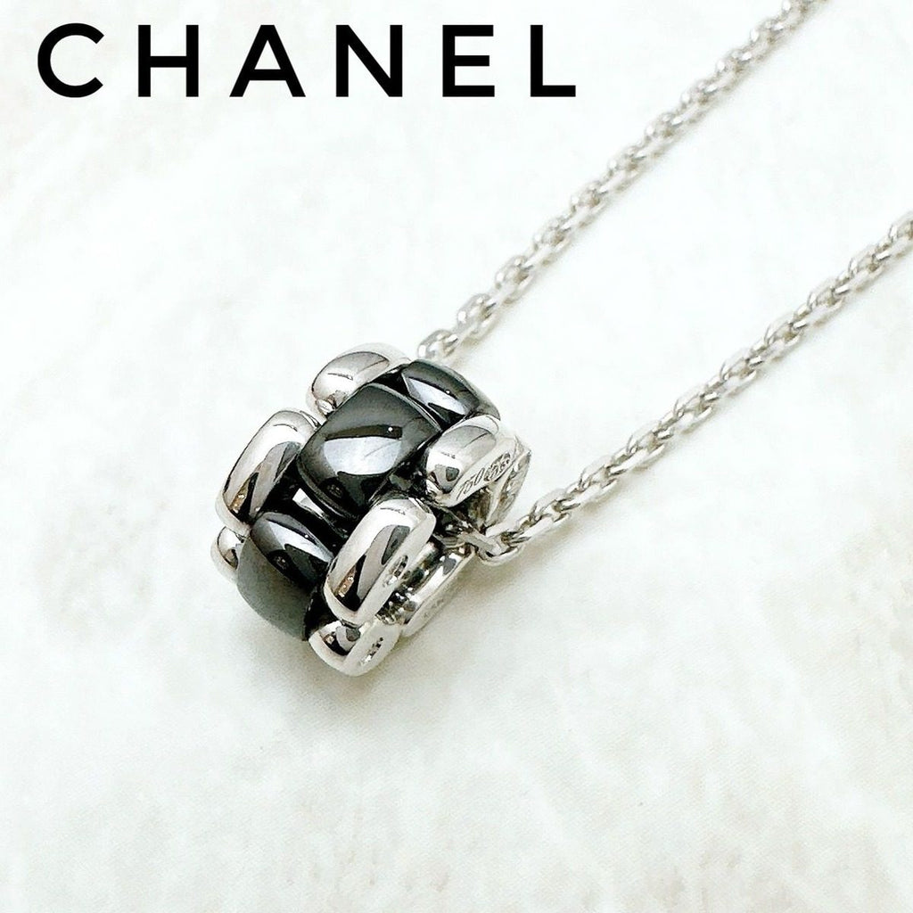 Chanel Ultra White Gold Black Ceramic Necklace .5 cm