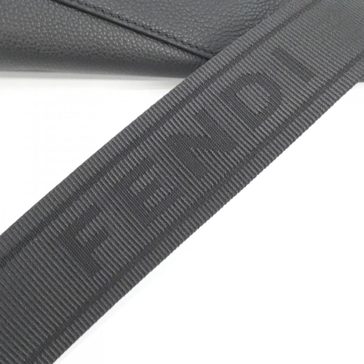 Fendi Kono Large Apdr Shoulder Bag — view 4
