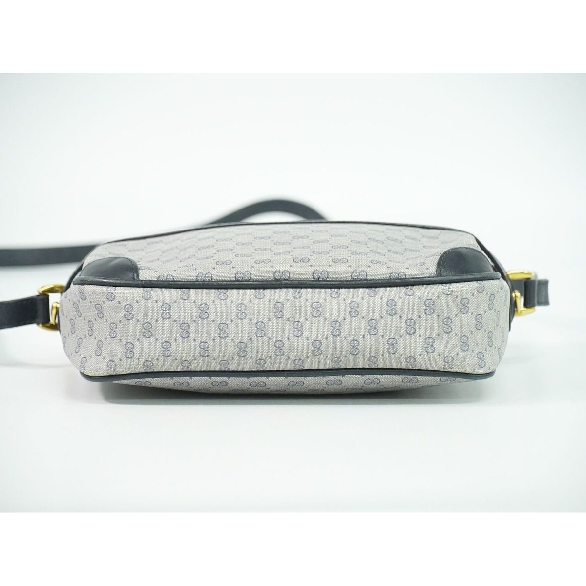 Gucci Micro GG Shoulder Bag Pochette Navy — view 3