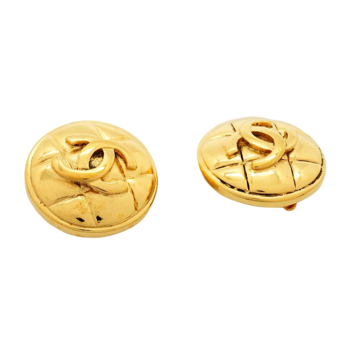 Chanel Earrings Vintage CC Logo Quilted Round — view 2