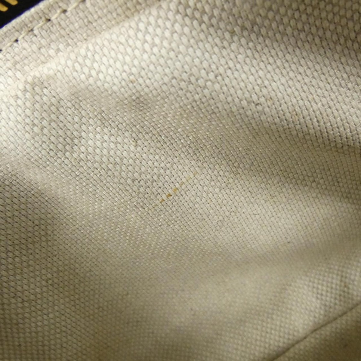 Bottega Veneta Pouch Gold — view 4